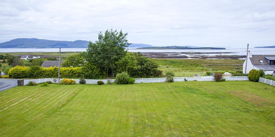 Strathgorm Bed and Breakfast Breakish Eksteriør billede